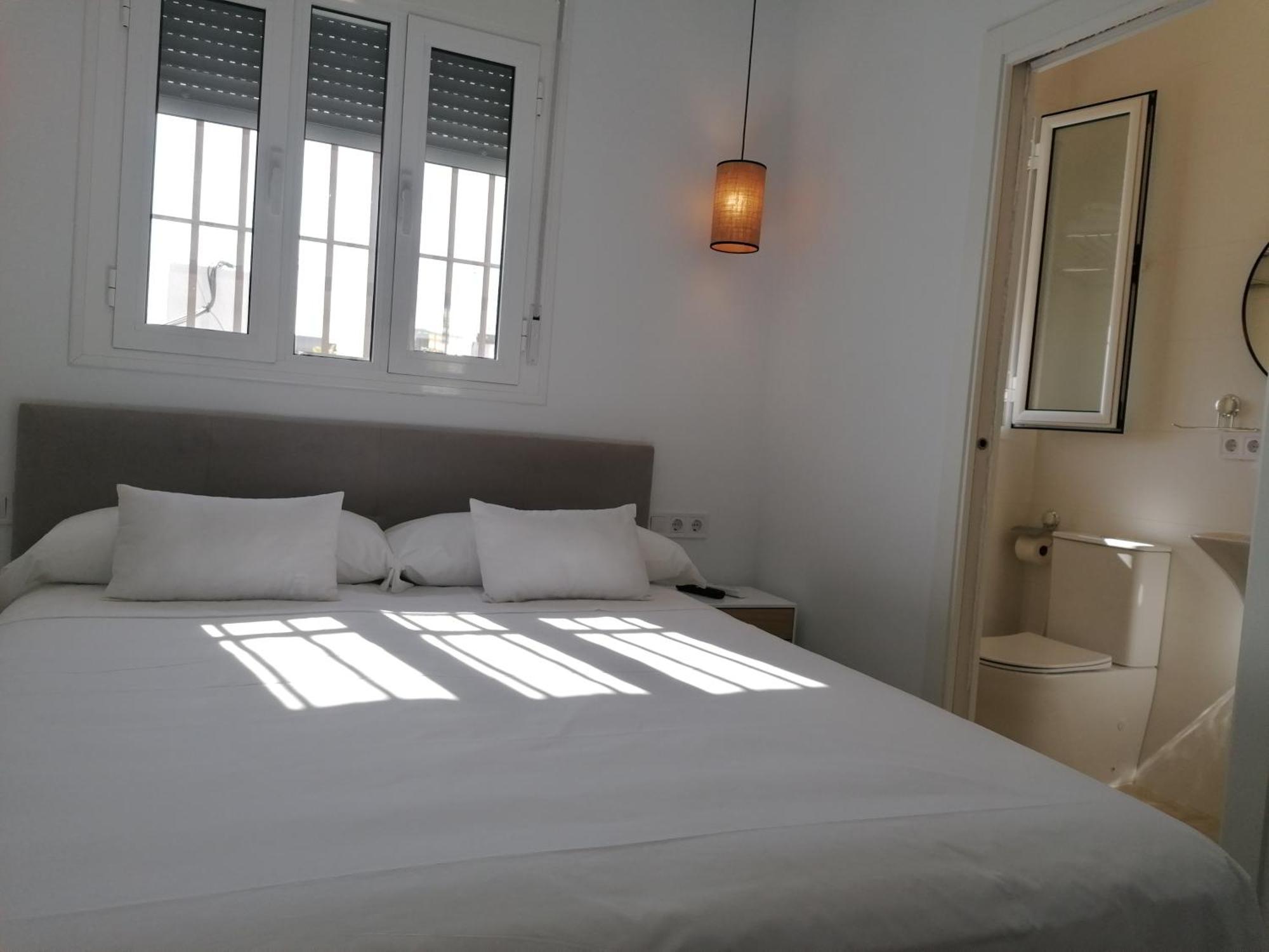 Apartamento 2 Habitaciones Sanlucar La Mayor N-431 Sevilla-Huelva Bilik gambar